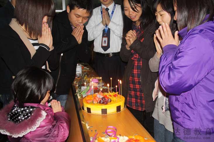 ��½���2012���һ��Ա�����ջ